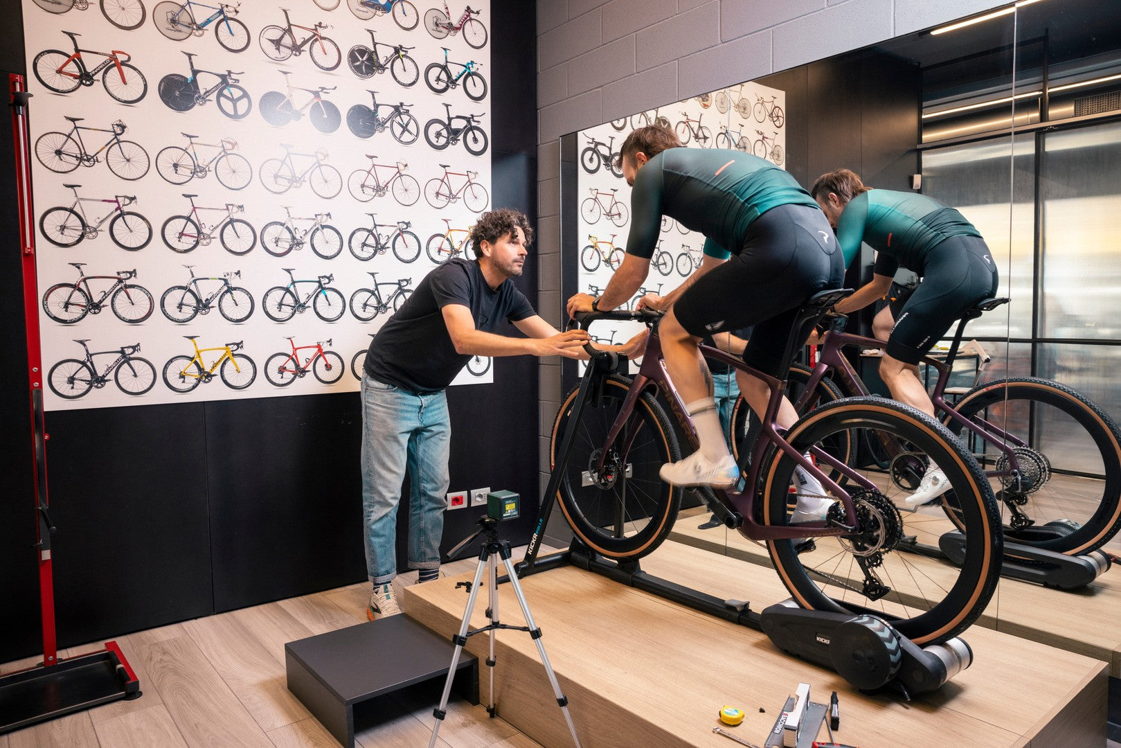 book a sales consultation at kiwivelo